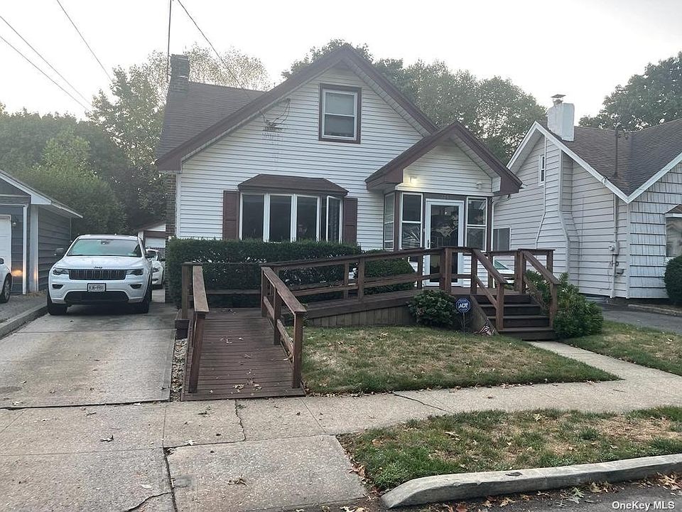 224 Rolling St, Malverne, NY 11565 MLS 3431843 Zillow