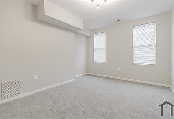 5th image of 1235 N Bond St