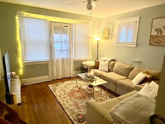 2nd image of 2240 Murray Hill Rd #3