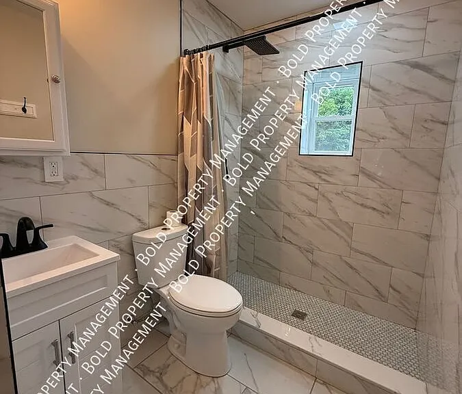 501 E Arch St — Photo 12