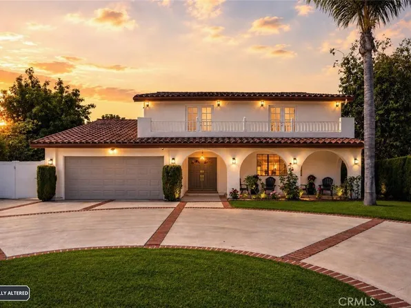 18614 Delano St, Tarzana, CA 91335
