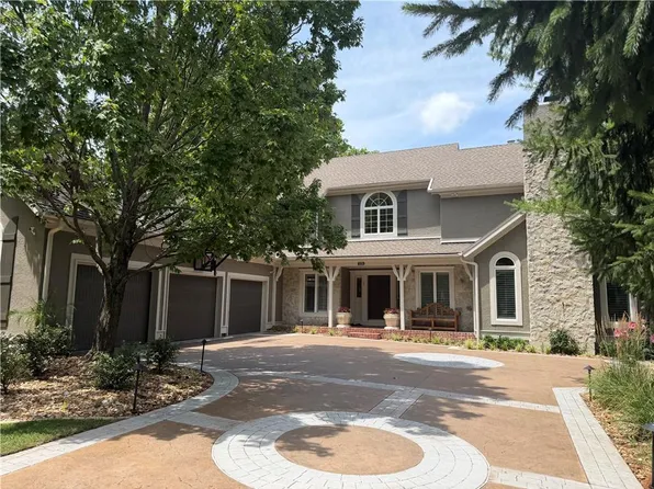 5226 Mercier St, Kansas City, MO 64112