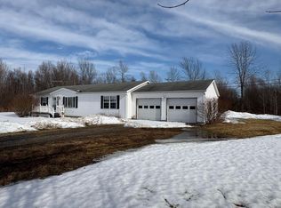 2760 Lakeview Drive, North Hero, VT 05474