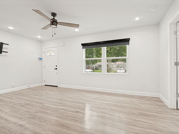 5th image of 1301 Cardinal St