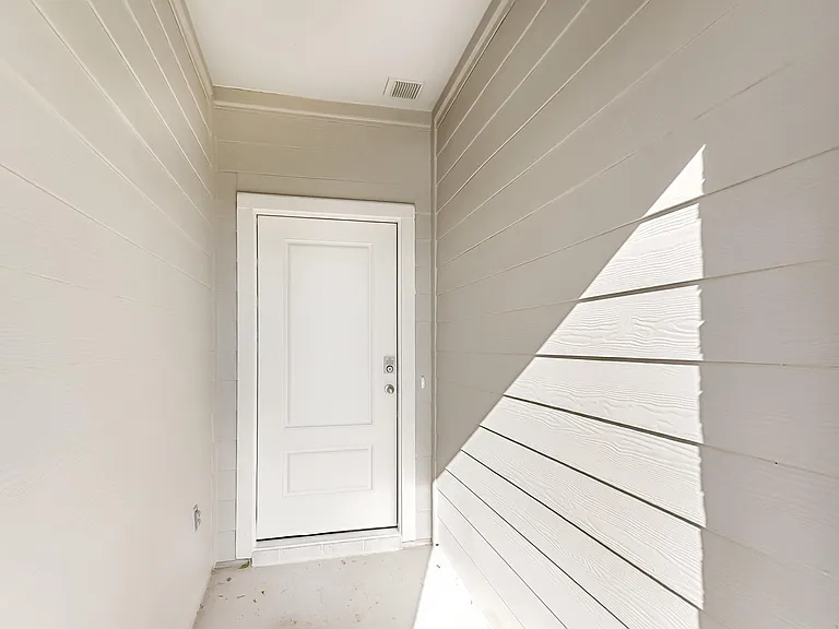 3710 Turnpike Dr — Photo 4