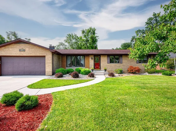 9507 Carriage Ln, Fort Wayne, IN 46804