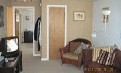 5th image of 2437 Meadowood St