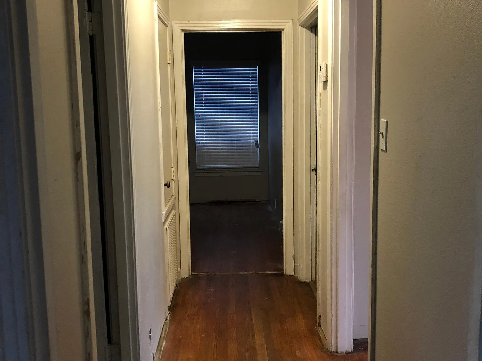 3 bed, 1100 sqft, $1,550 — Photo 2