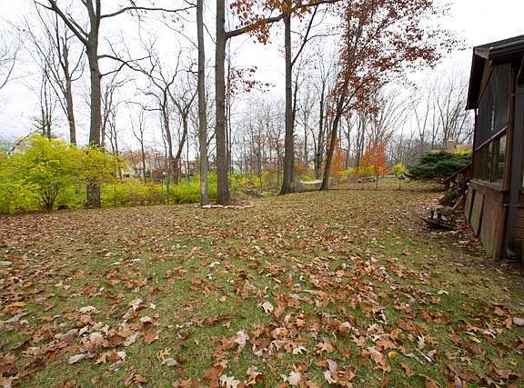 2nd image of 404 Liberty Ln