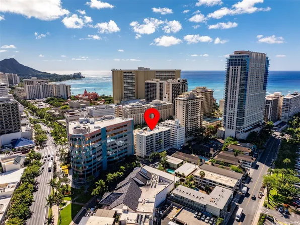 255 Beach Walk #23, Honolulu, HI 96815