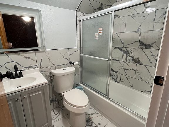 3rd image of 90 Longmeadow Rd Floor 3