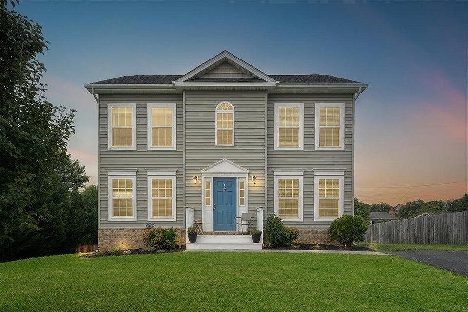 1st image of 522 Cambridge Court Rd