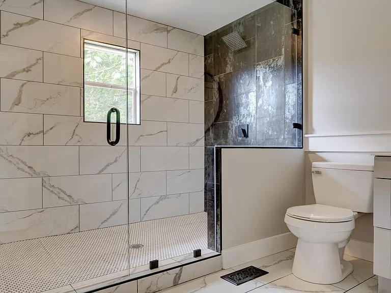 3404 Jones Dr — Photo 13