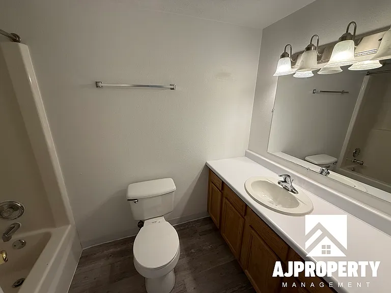 931 S Newcomb Ave #1 — Photo 9