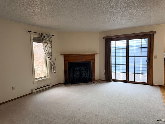 2nd image of 1058 Surrey Ct #Townhouse