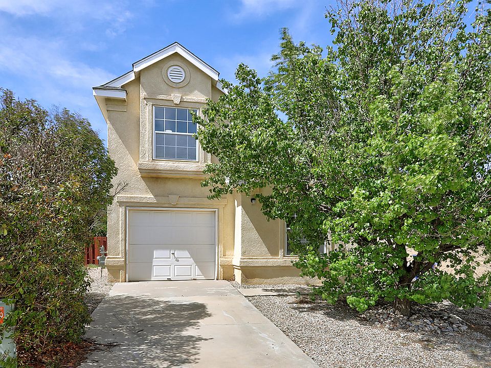 1st image of 8309 Glynview Ct NW
