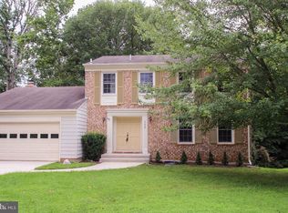 5605 General Banks Ct, Burke, VA 22015