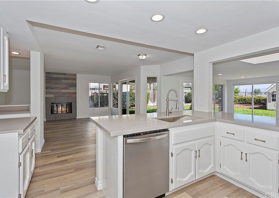 1st image of 39726 Cedarwood Dr