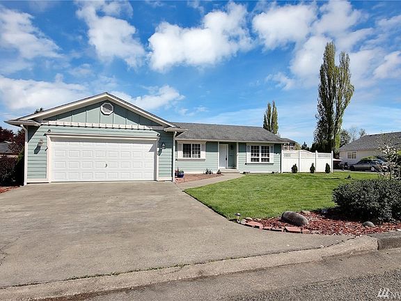 2nd image of 322 Algona Blvd N