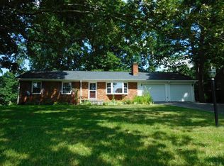 1220 Lockewood Dr, Lynchburg, VA 24502