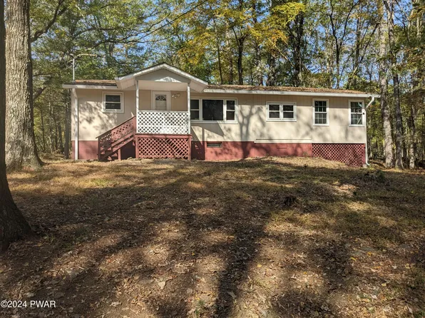 130 Gumtree Ln, Dingmans Ferry, PA 18328