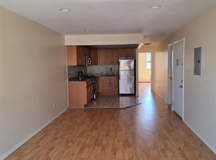 176-04 Jamaica Ave, Jamaica, NY 11433