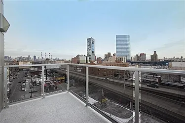 Rented by Space Marketing Shop