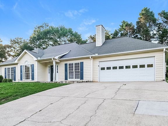 3rd image of 3935 Willowmeade Dr