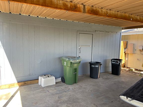 2nd image of 7005 Crosstimbers Ln #1