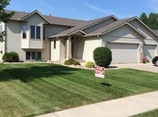 910 16th Ave E, West Fargo, ND 58078