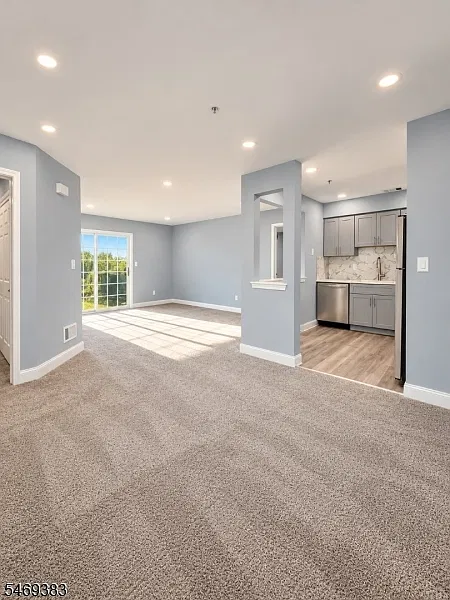 2 bed, 2.0 bath, $2,700 — Photo 1