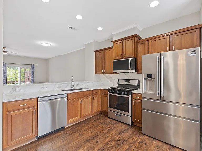 611 Carlton Commons Ln #1 — Photo 18