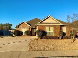 306 Country Club Dr, Wetumpka, AL 36092