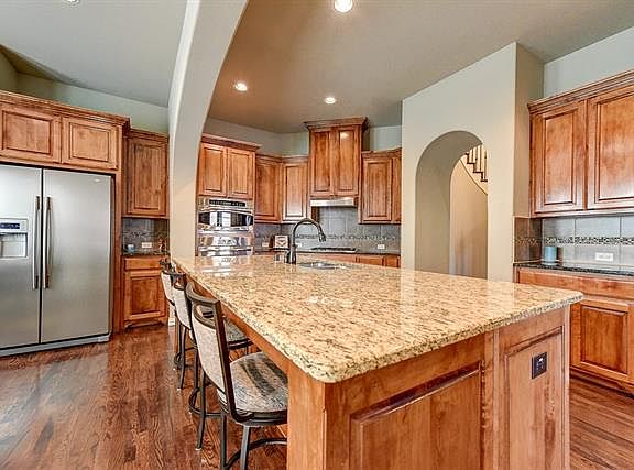 4th image of 12260 Burgess Ln