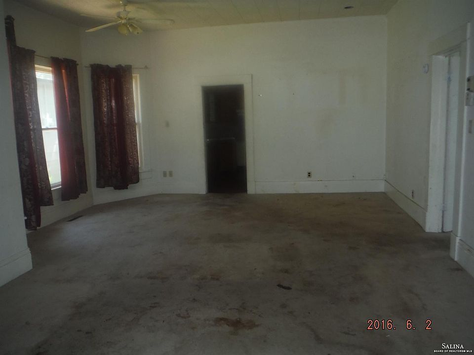 1st image of 753 N Olive St