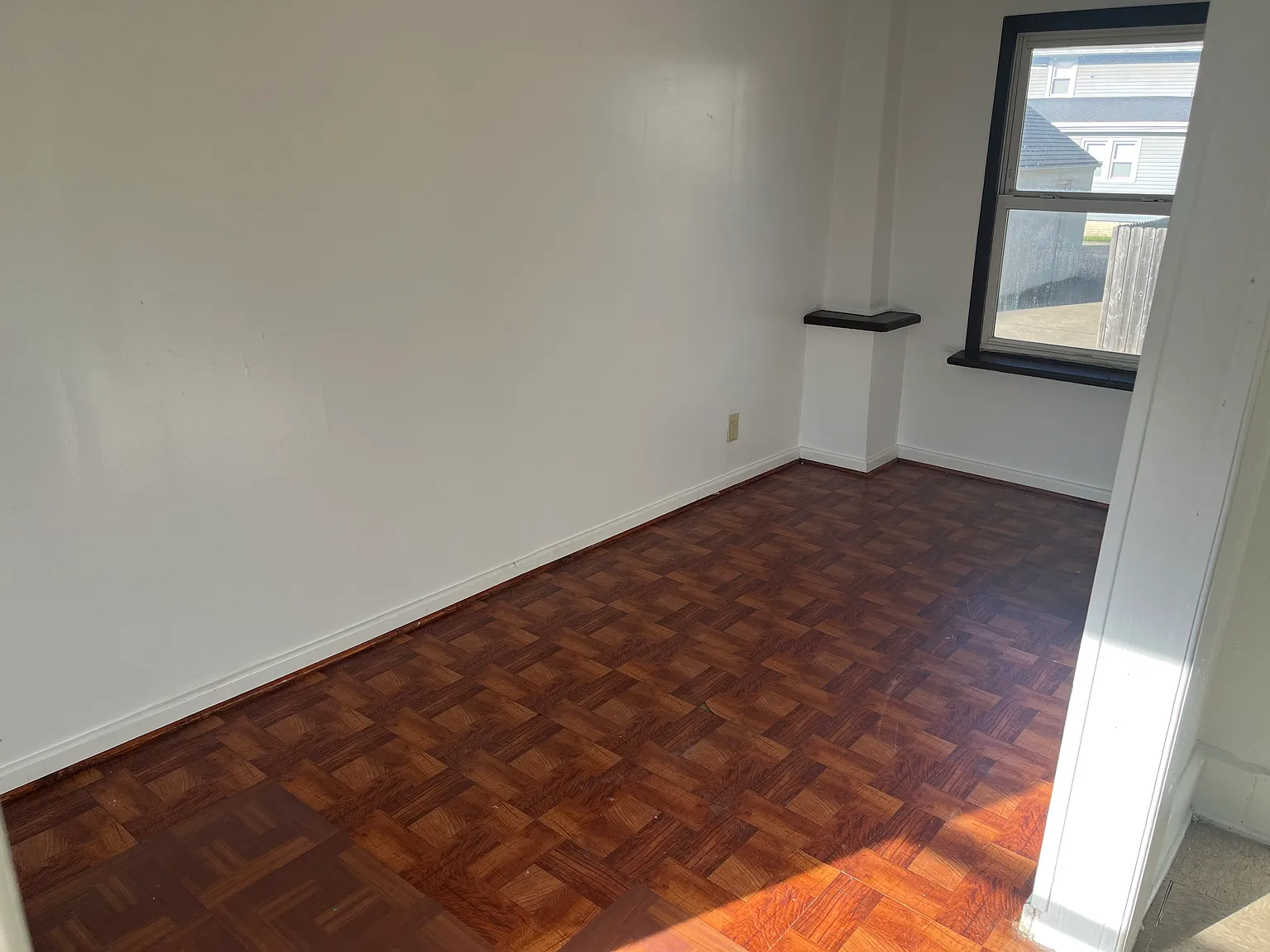 2 bed, 980 sqft, $975 — Photo 2