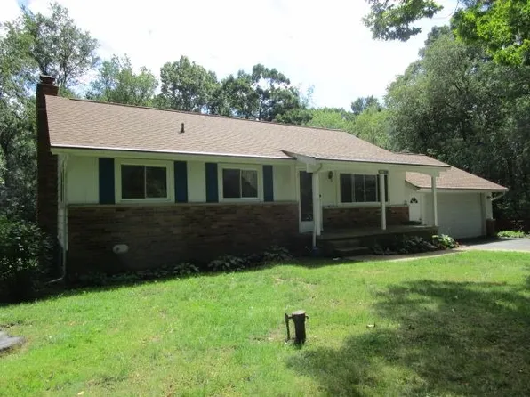 12088 Foley Rd, Fenton, MI 48430