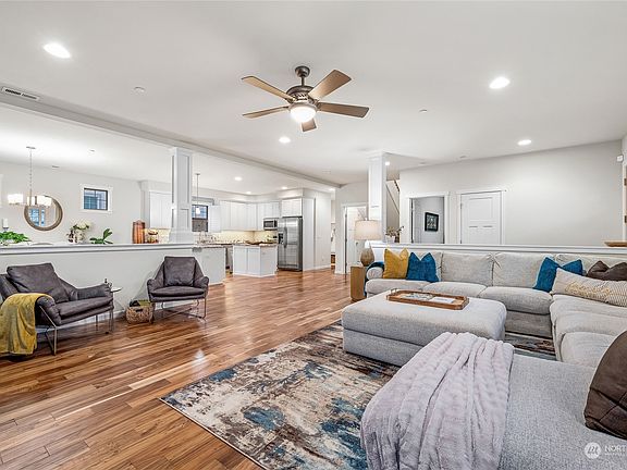 5th image of 2203 Park View Street NE