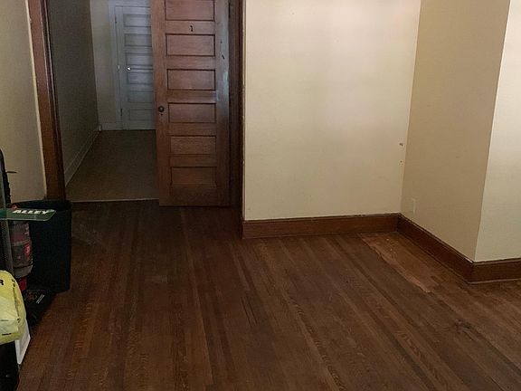 5th image of 1406 C St APT 1