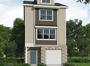 1900 Fishamble St, Fuquay Varina, NC 27526