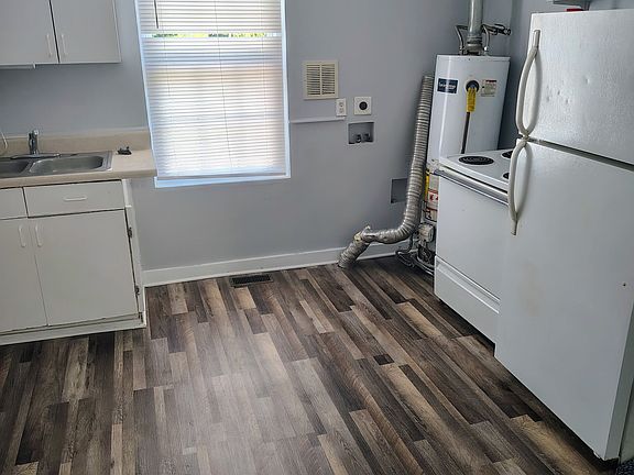 3rd image of 308 S 14th St
