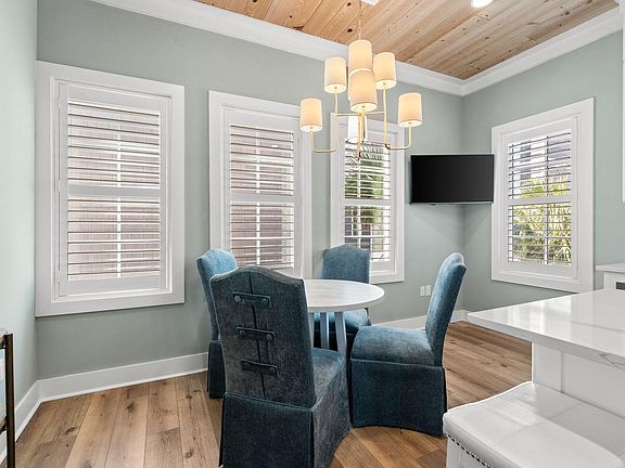5th image of 413 Henderson Cottage Way