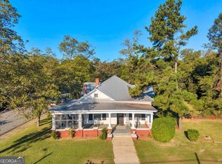 412 S 3rd St, Cordele, GA 31015