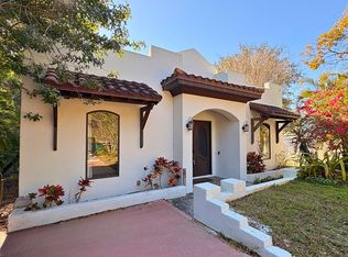 1152 Lagoon Rd, Tarpon Springs, FL 34689