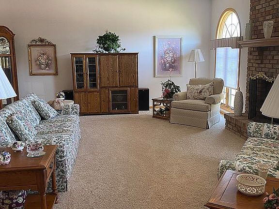 3rd image of 9168 Arbour Walk Dr