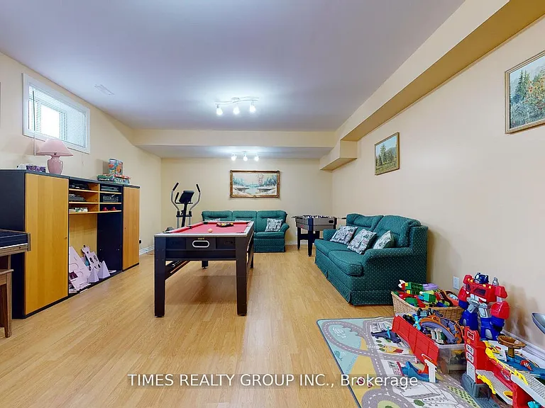26 Evans Dr — Photo 29