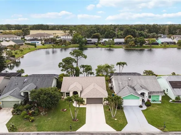 1324 Monarch CIR, NAPLES, FL 34116