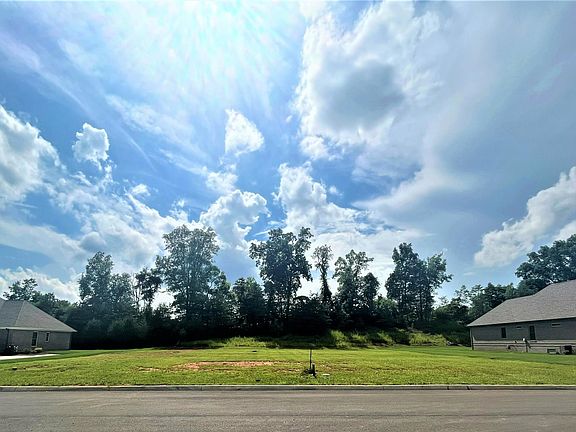 3rd image of 1333 W Port Dr