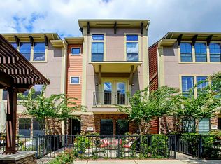 1049 W 22nd St UNIT D, Houston, TX 77008