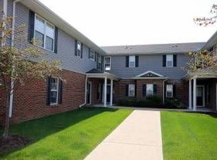 103 Portsmouth Ln UNIT 5, Savoy, IL 61874